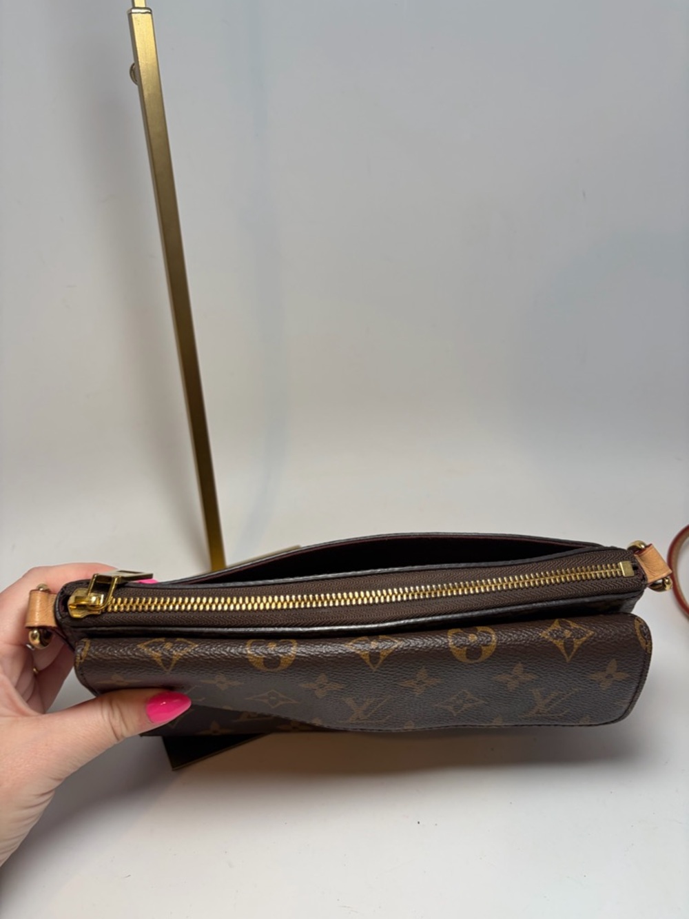 SOLD Louis Vuitton Vivacité Monogram Crossbody 2024 w/COA - Picture 10 of 16